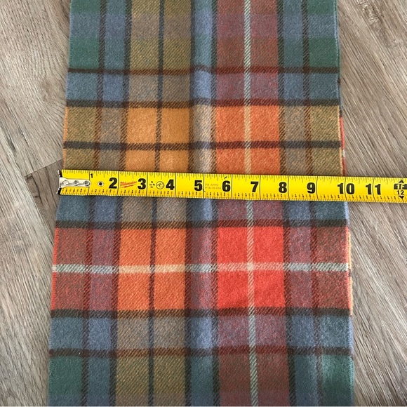 Johnstons of Elgin Lambswool Scarf - Picture 4 of 4